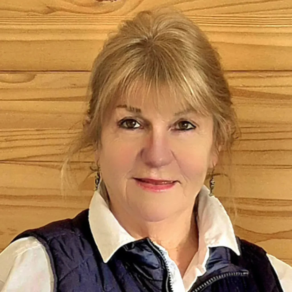 Liz Fontaine headshot